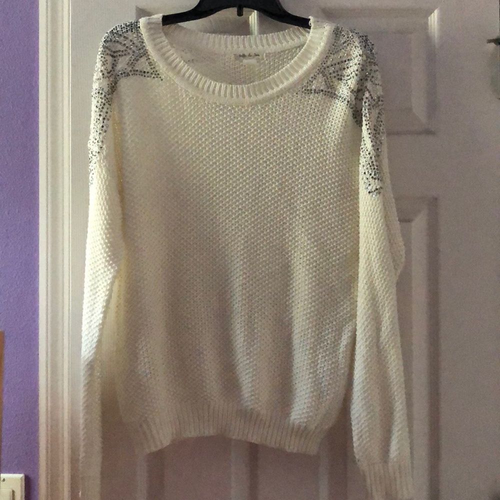 Diamond shoulder sweater